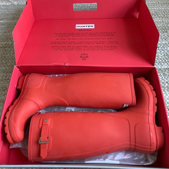 Tall Hunter Boots - Picture 4 of 7